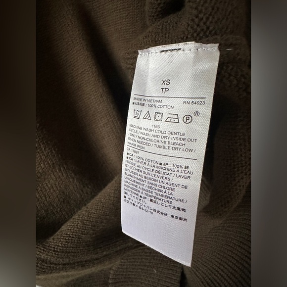 Banana Republic Sweater. Size XS - Picture 3 of 3